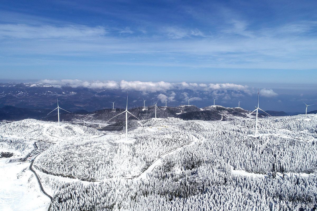 上栗县金山镇冬季,风车雪原超震撼!
