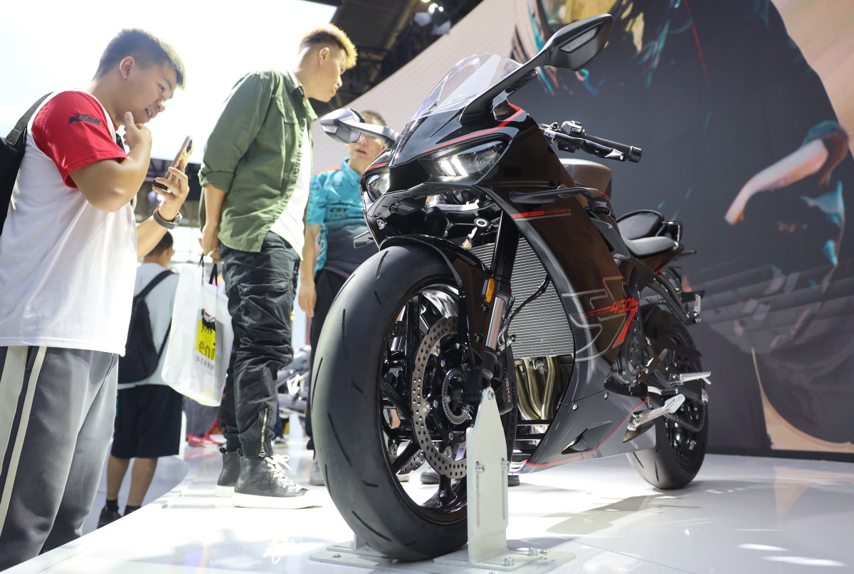 《京b摩托车上牌政策收紧,爱好者们的心声与担忧》