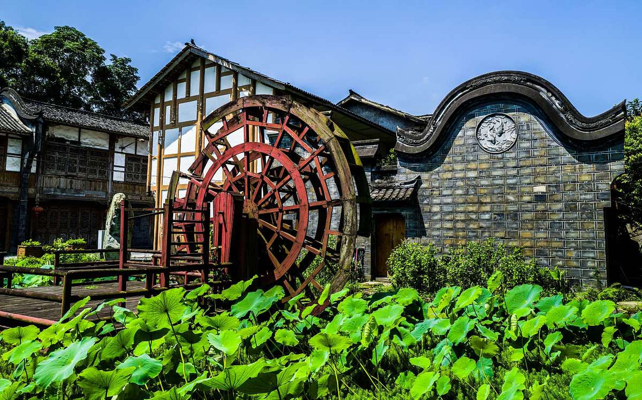 连二里市  这个听起来略怪的名字离我们还非常近,就在温江区永盛镇尚