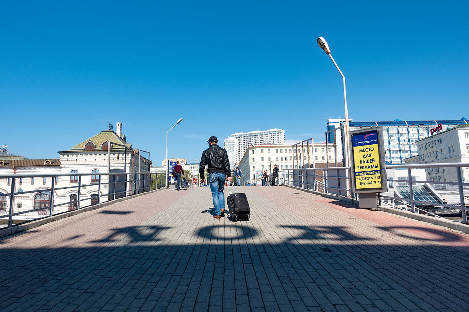 根据俄罗斯政府网站发布的消息,俄罗斯政府已经决定将季克西港对外国