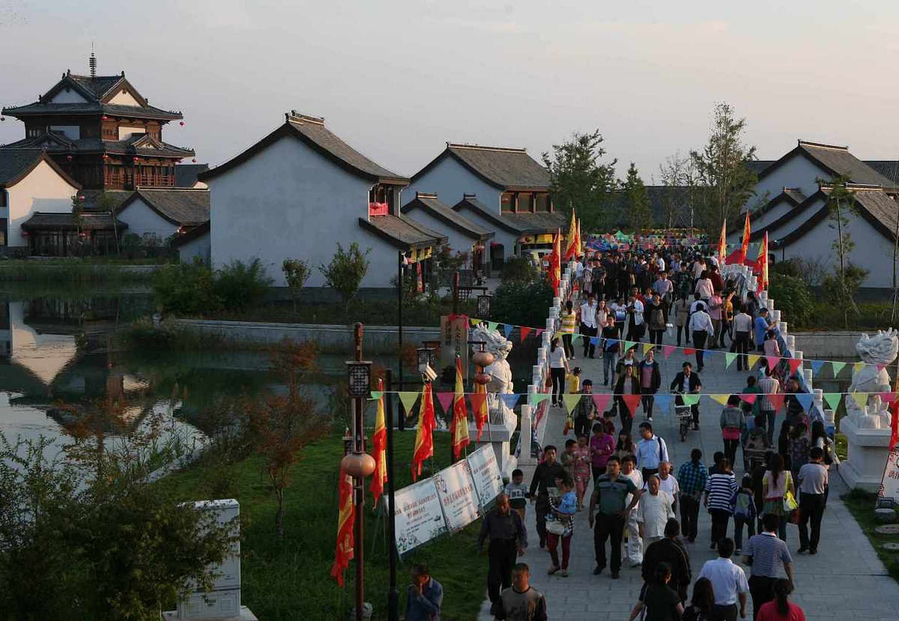 窑湾古镇景点介绍|窑湾古镇位于江苏省徐州市新沂市西南部,京杭大运河