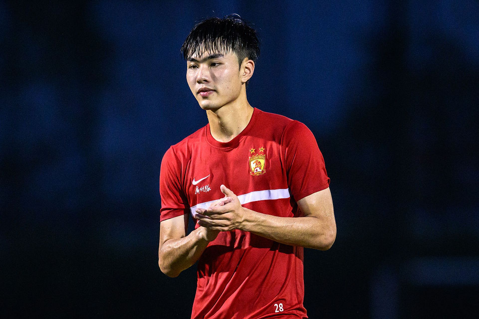 萨尔瓦多取代刘智宇担任广州队主教练之后,带队取得4胜1平的不败战绩