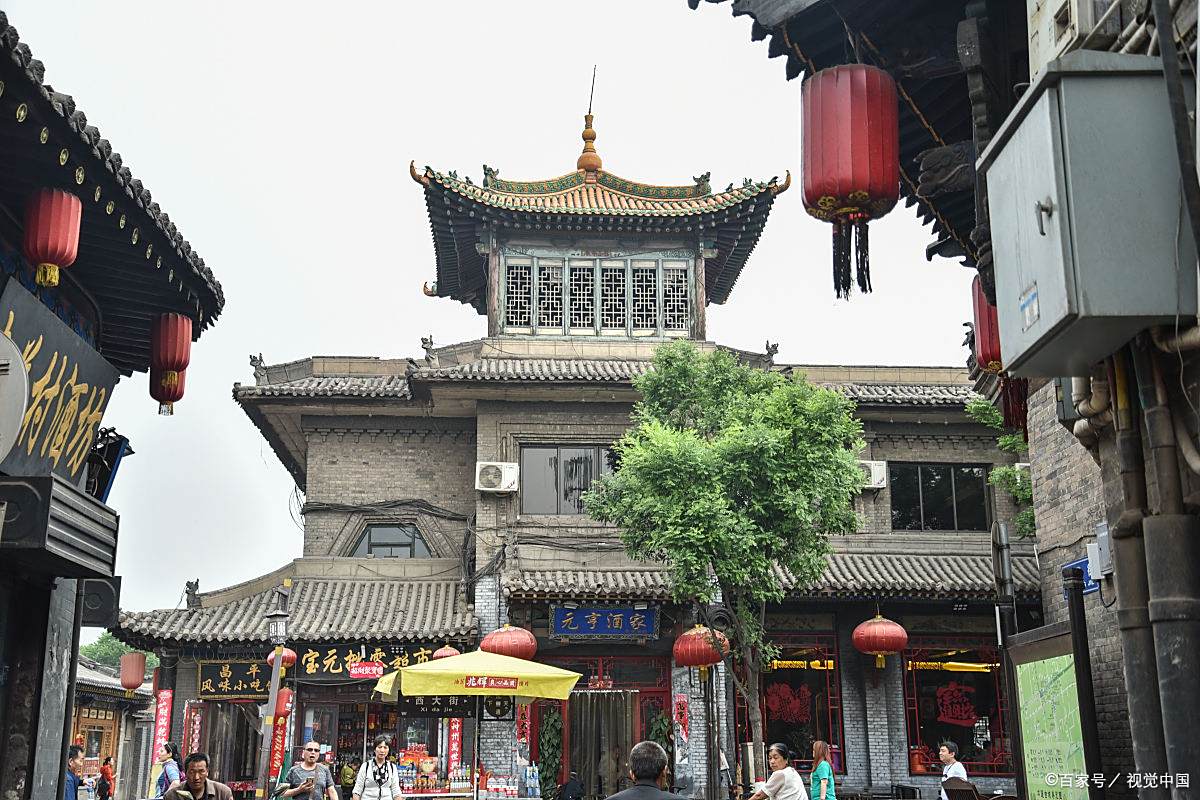 永兴坊景点介绍||永兴坊,即永兴坊陕西非遗文化特色街区,位于西安城墙