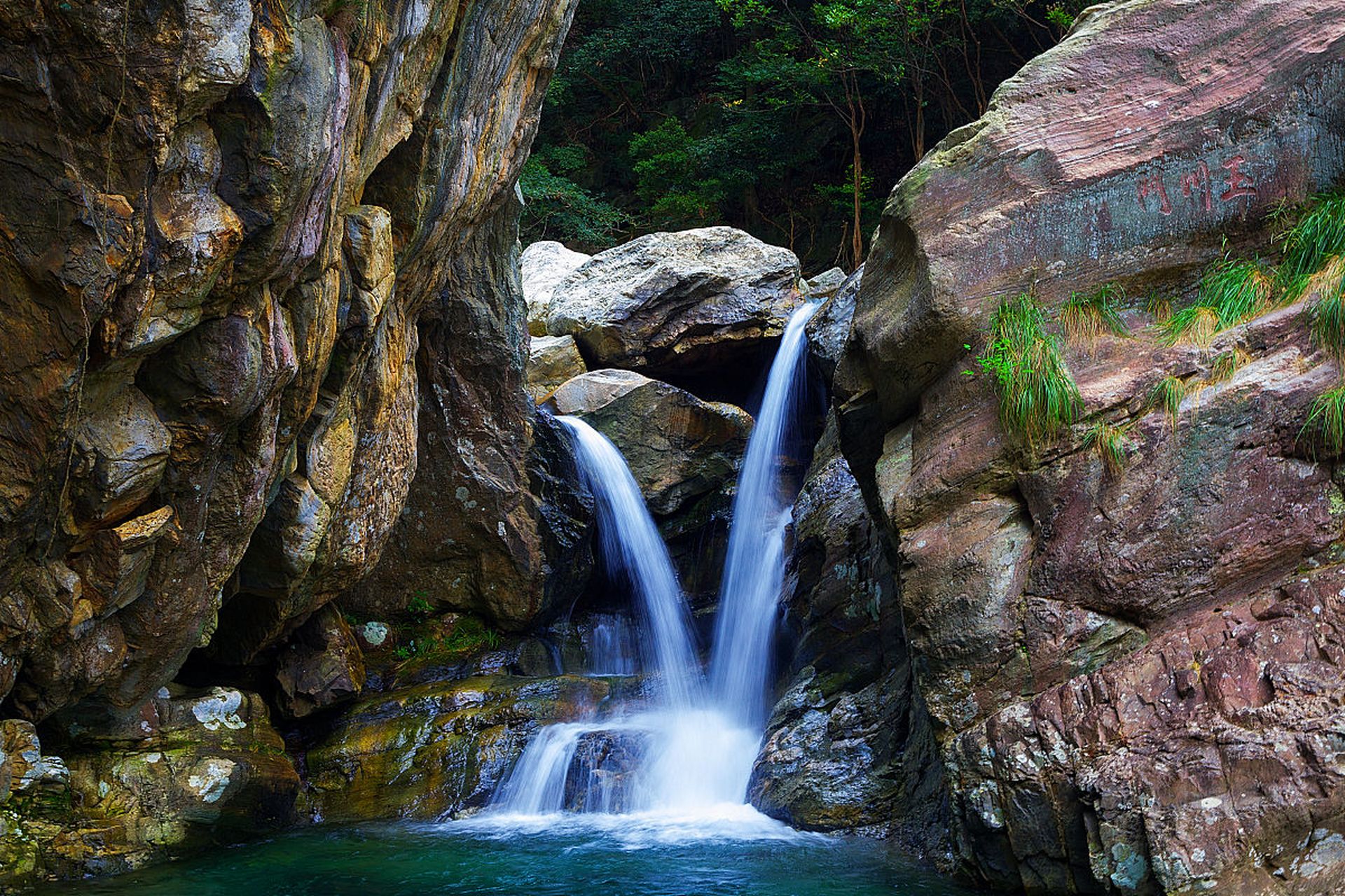 庐山夏天的景色图片