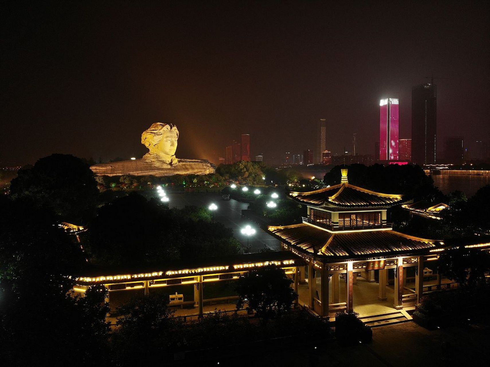 橘子洲夜景真实照片图片