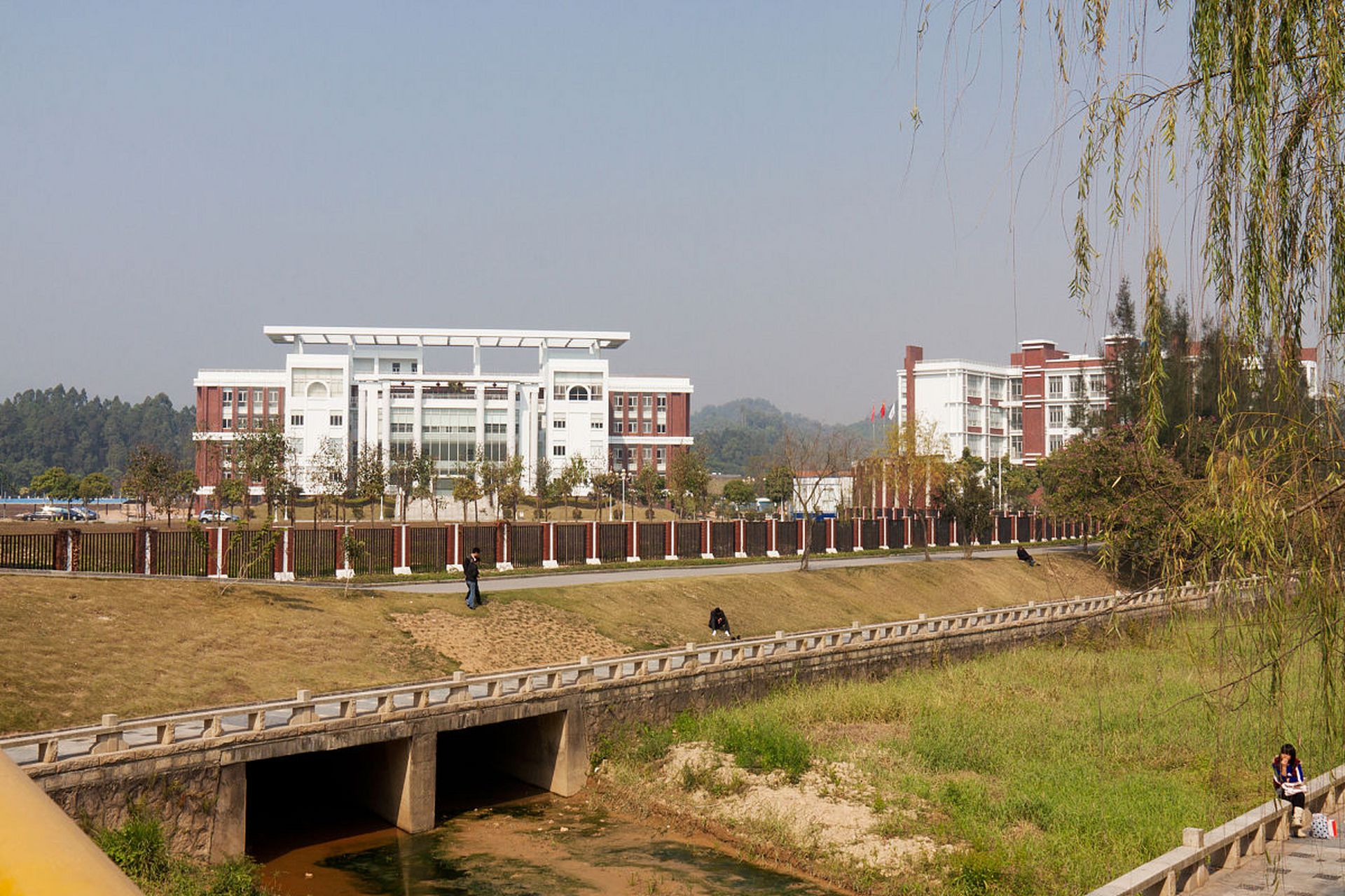 西南科技大学成立于1950年,原名绵阳机械高级职业学校,是中华人民共和