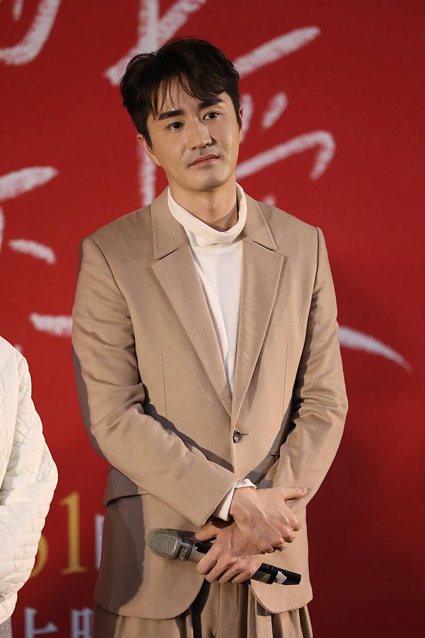 青年演员杨玏,在封神里扮演伯邑考,他是北京人,父亲是大名鼎鼎的