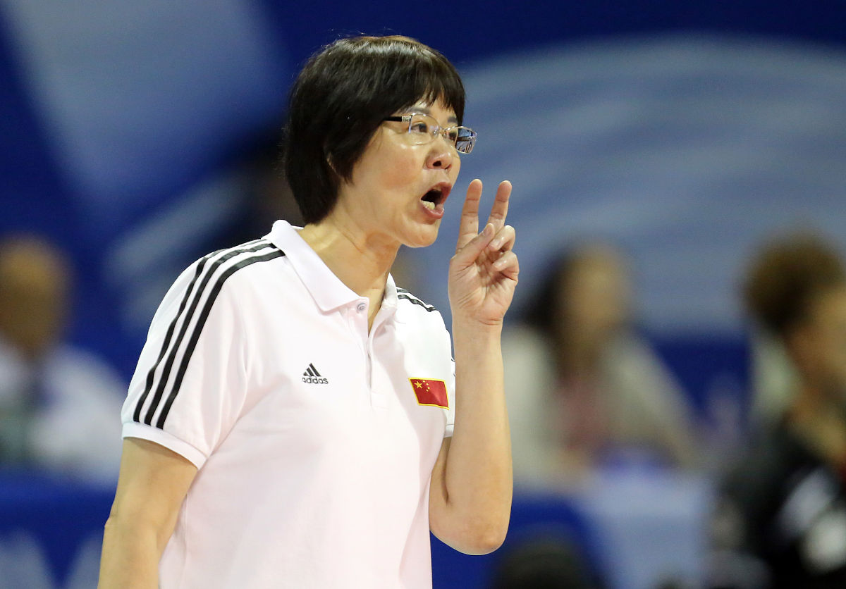 郎平赴日执教悬念揭晓!正式做出回应,获球迷力挺_中国女排_郎导_本人