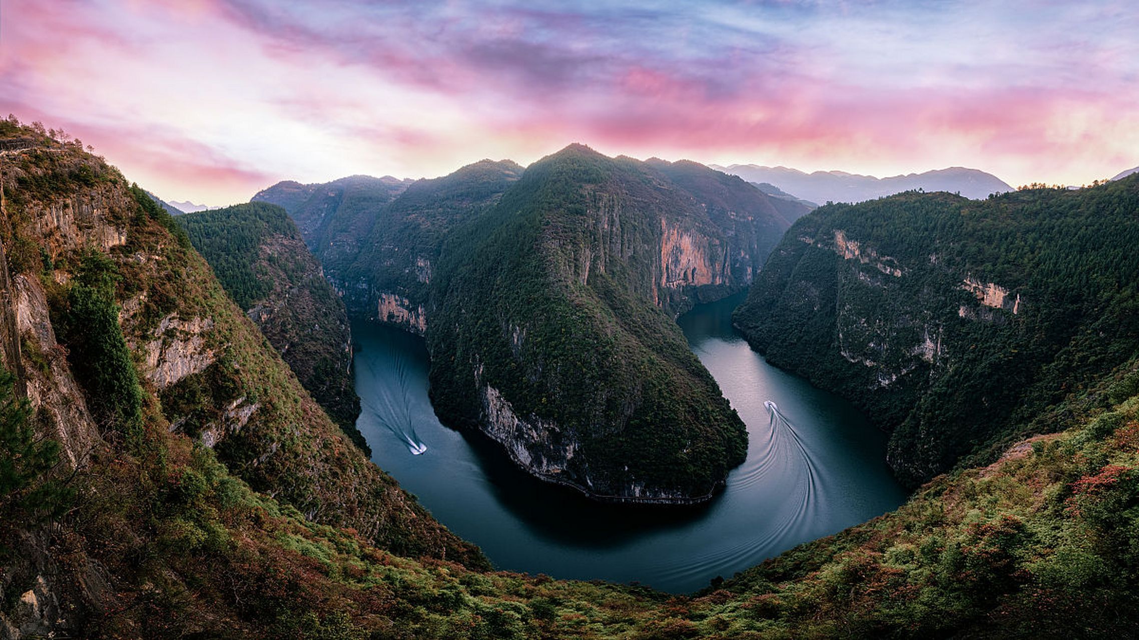 咱们得说说武隆的喀斯特地貌.