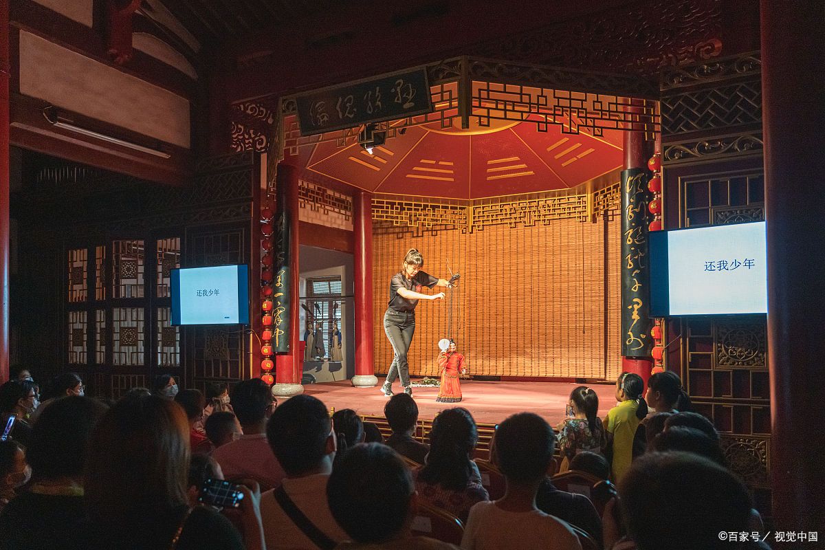 沧州河间光明戏院古舞台演出观看,古风表演精彩纷呈!