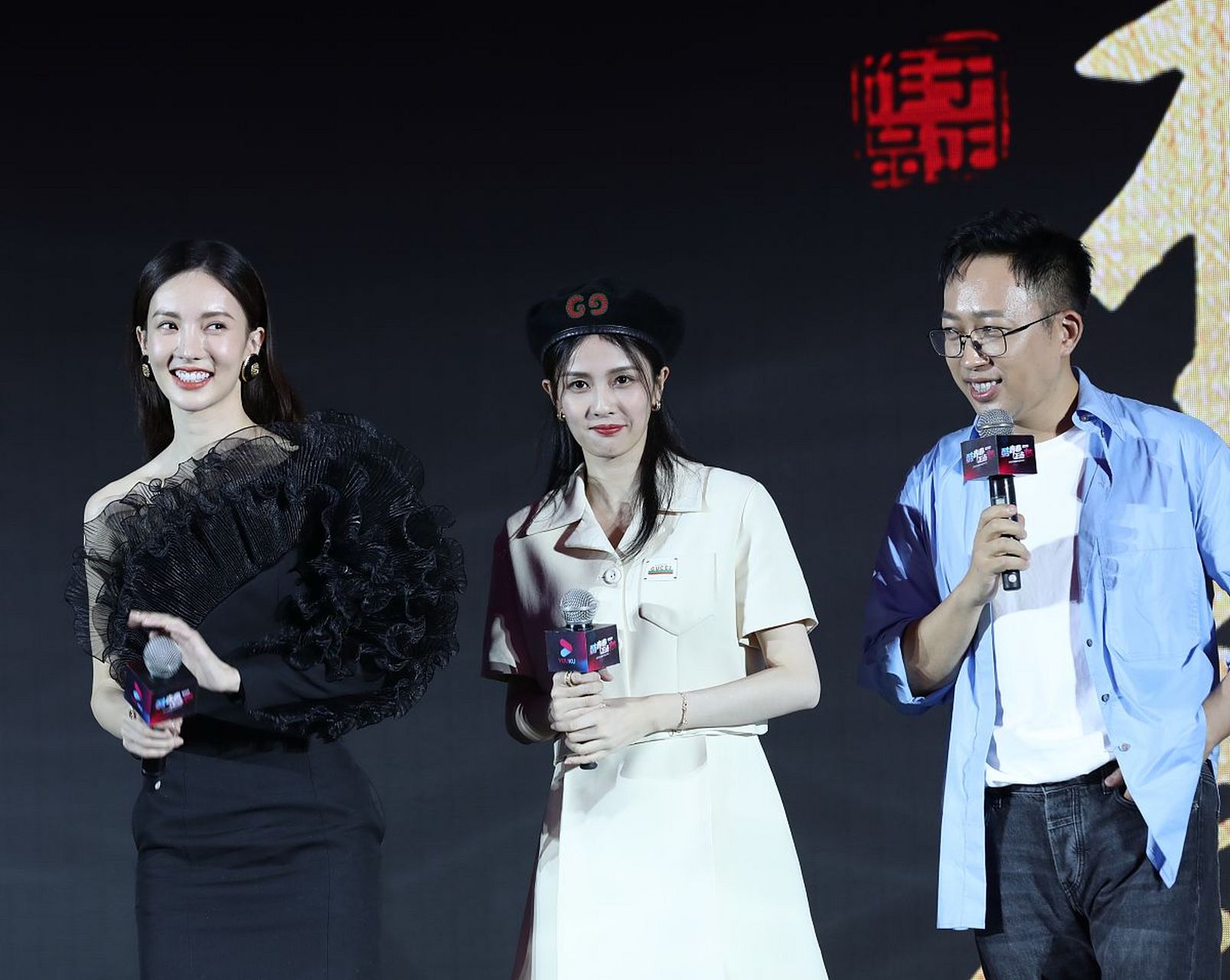 白鹿和金晨同框,都是美人,你更爱谁的颜呢[比心]?