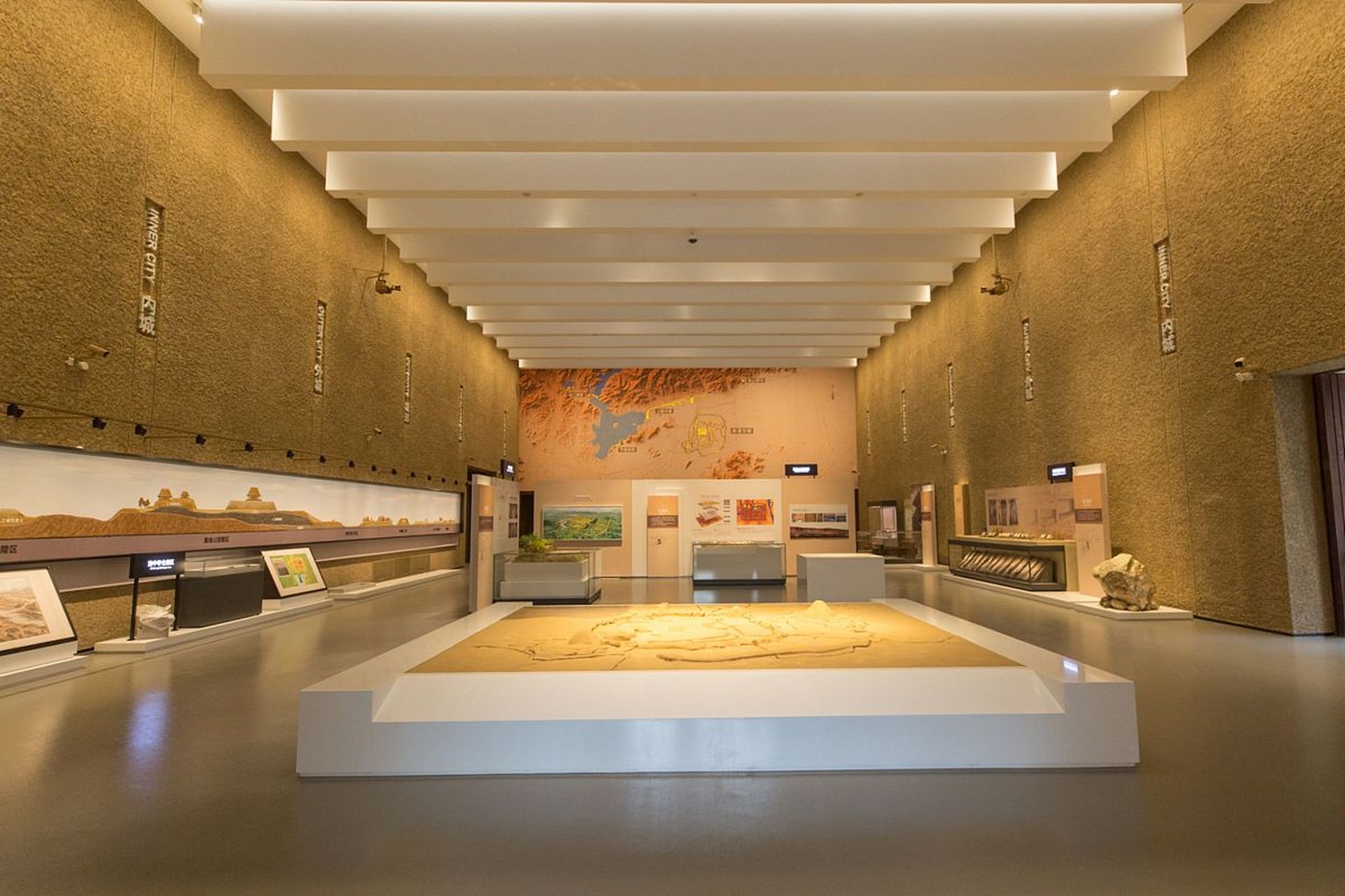 位于杭州北部的余杭区,这座博物馆是浙江的瑰宝.