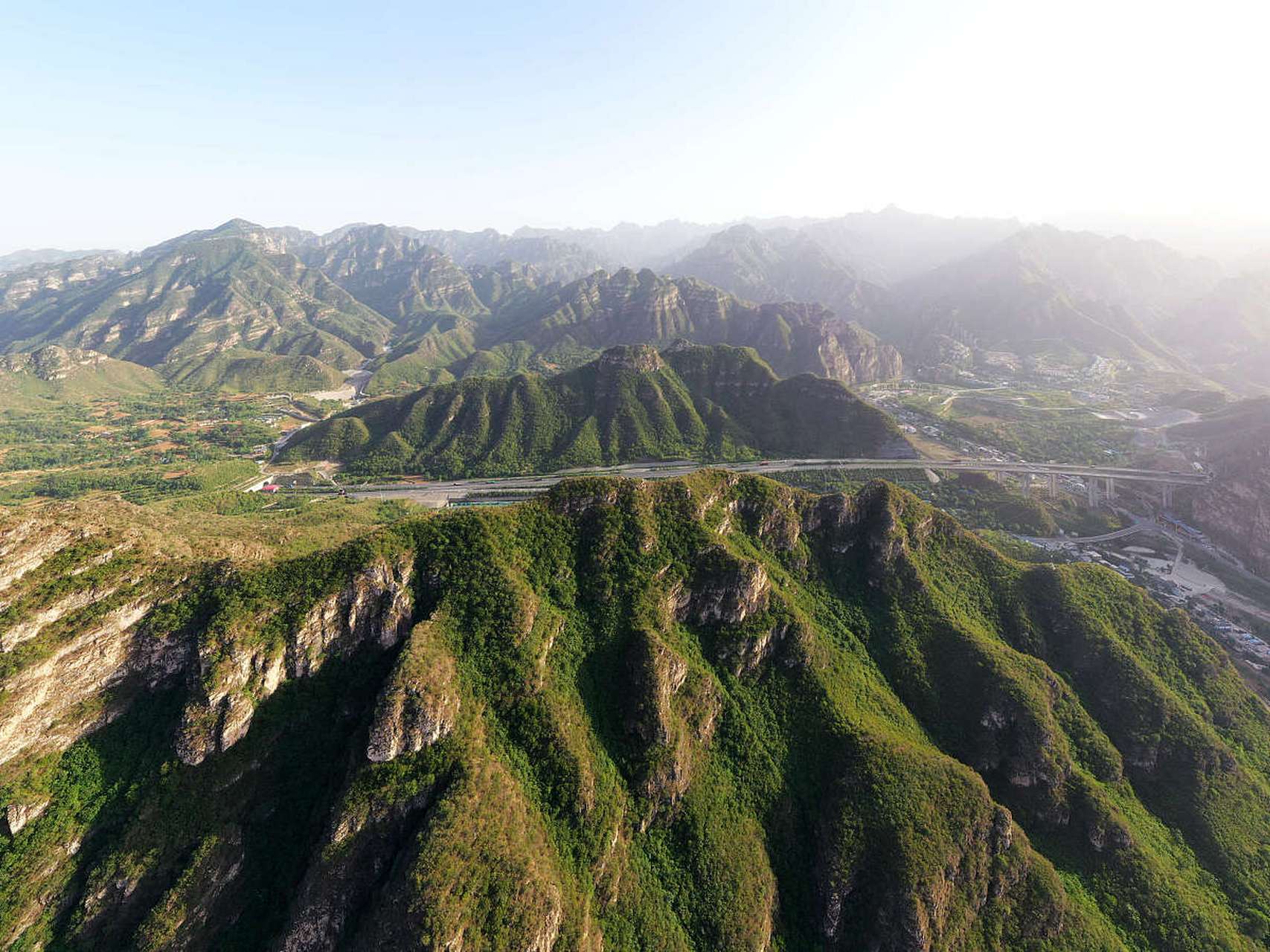 保定庆都山的风景介绍攻略||庆都山旅游度假区,全称为庆都山康养旅游