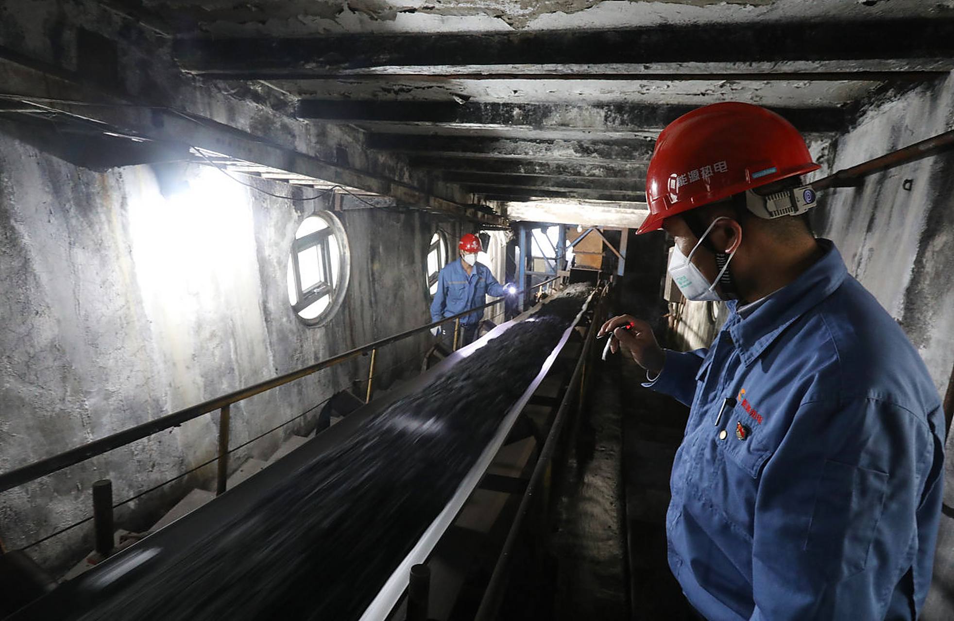 人工巡检是煤炭企业确保安全生产的重要方式,但传统方式费时且效率低