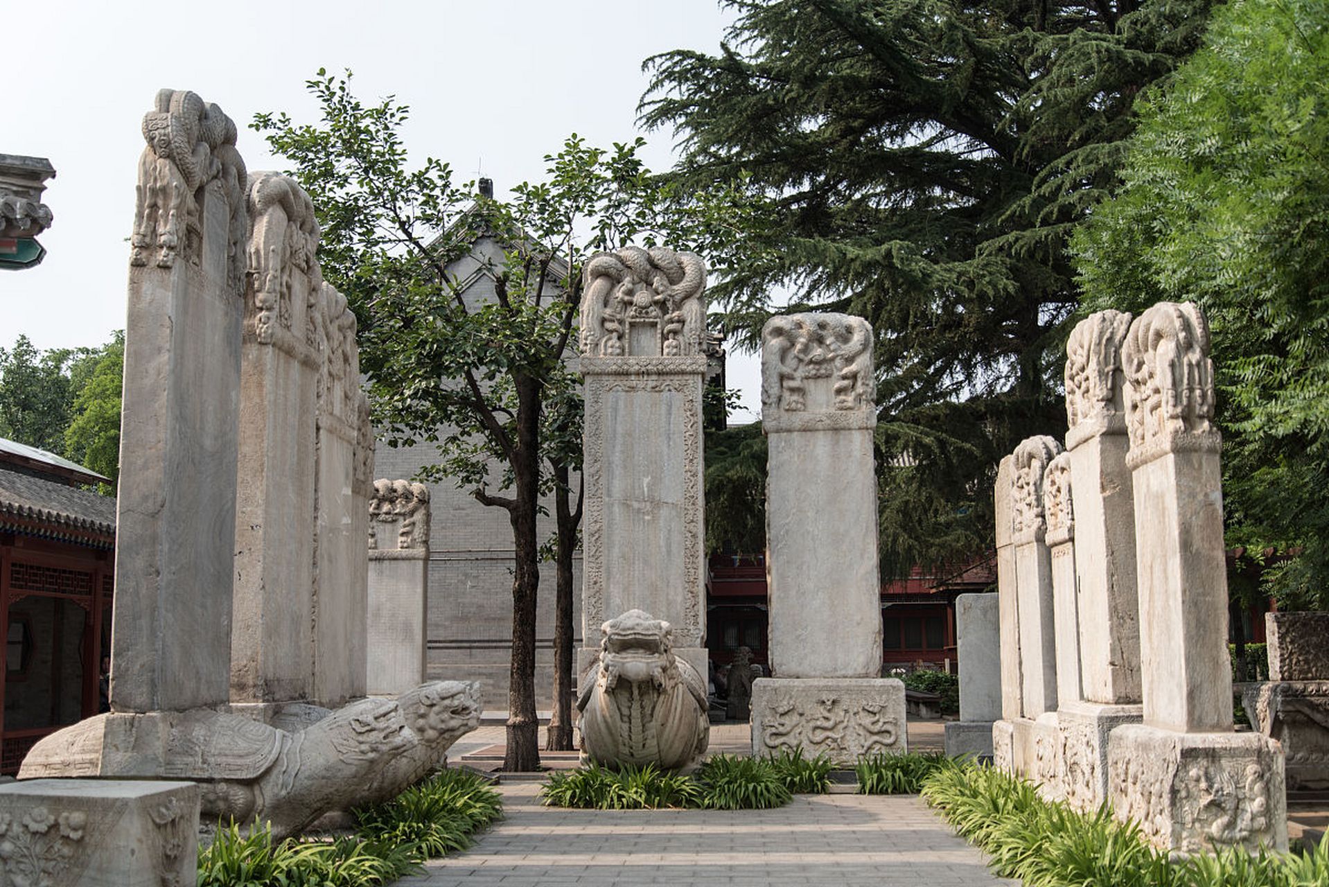 圆明园武陵春色是集自然风光,古建筑和文化艺术于一体的景点,位于九洲