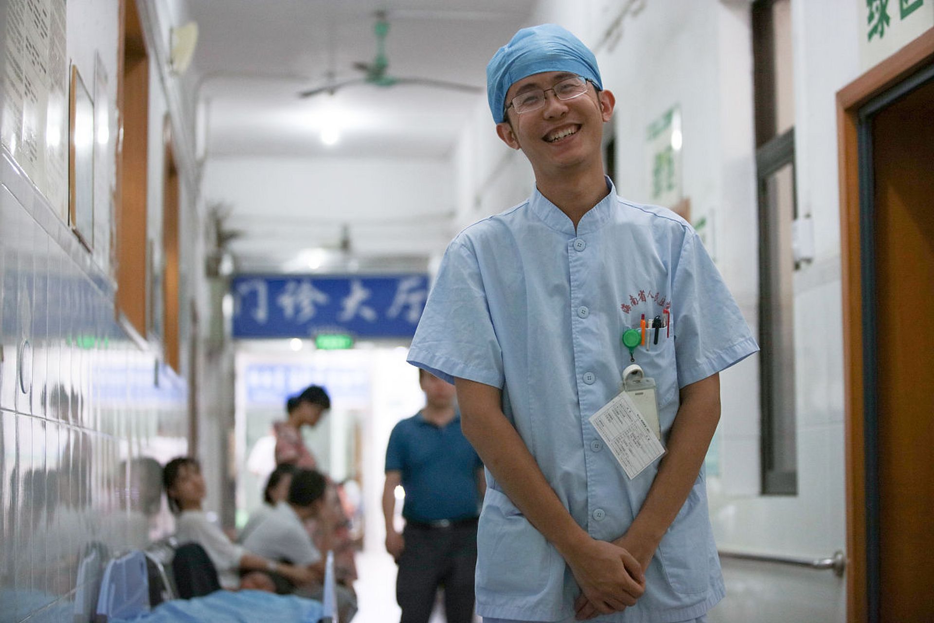 揭秘男护士的"温柔力量"与优选学府  在医疗护理的领域中,男护士正