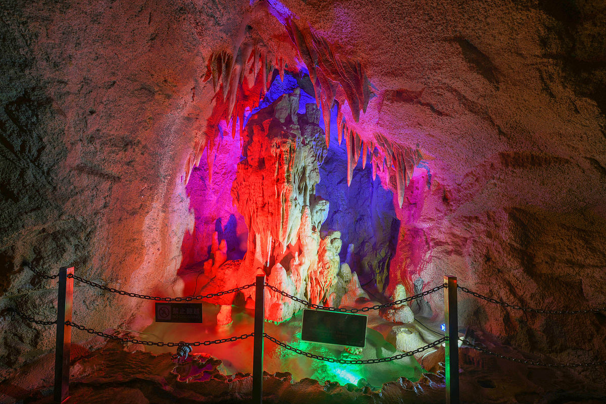 螺髻山仙人洞:一个隐藏的人间仙境