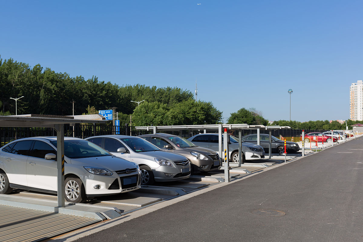 物业可以将小区的地面停车位出租吗