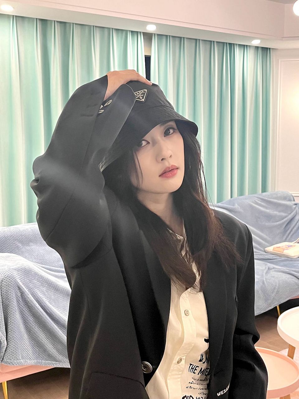 有一位年收入五十万的哥哥曾告诉我,如果你和一个