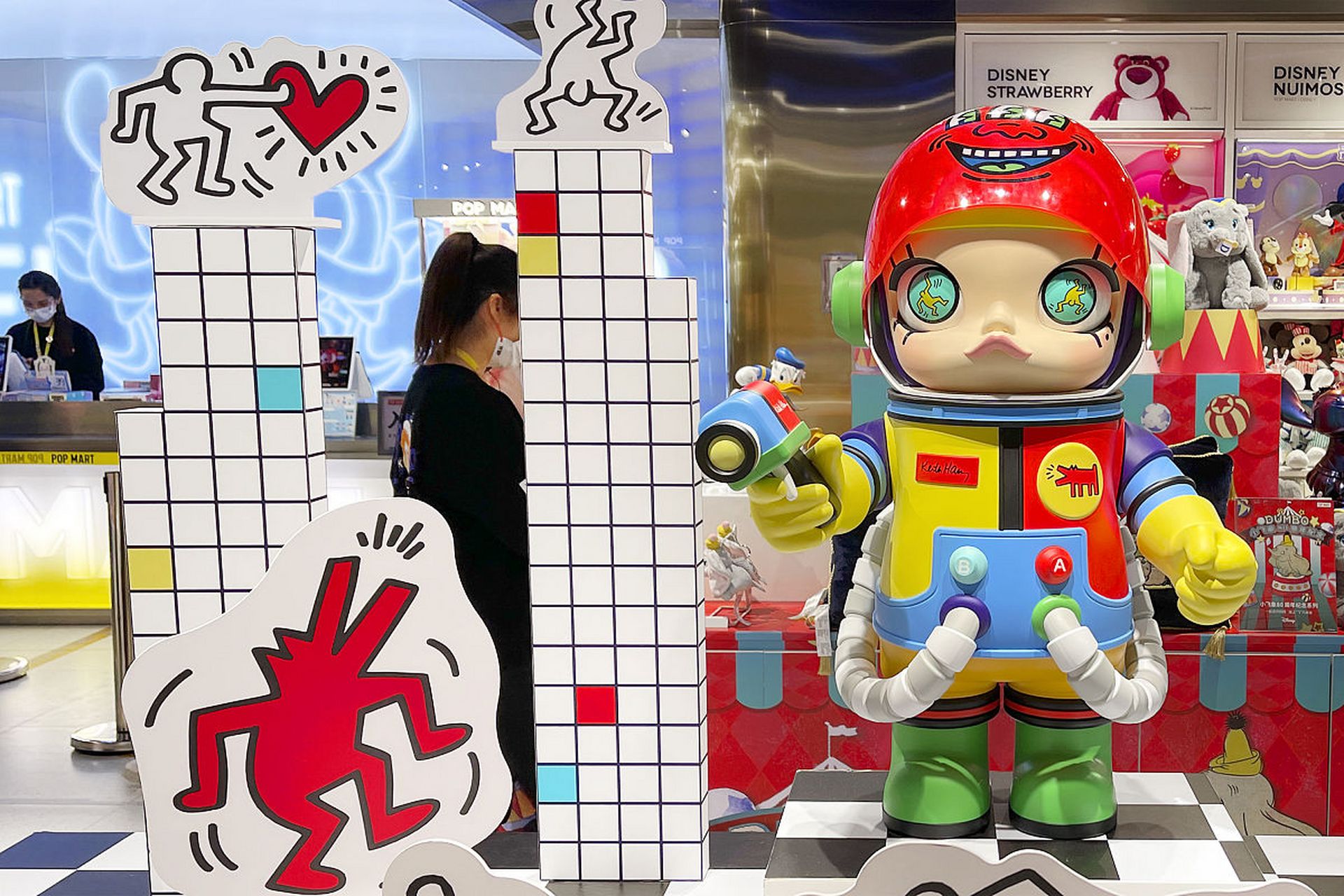 生活更有ai# 如何看待泡泡玛特因新疆棉事件违约阿迪达斯,被判赔偿