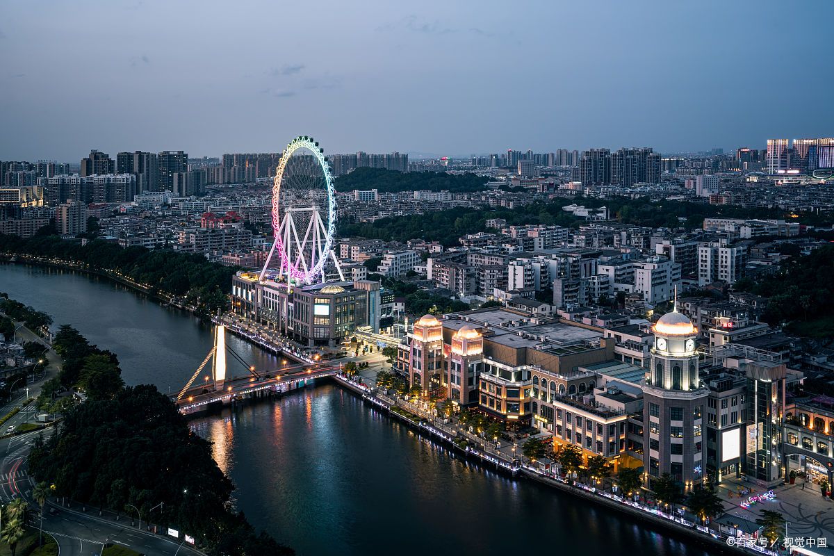 中山·时光的流转与变迁  中山,这座古老而充满生机的城市,仿佛是一部