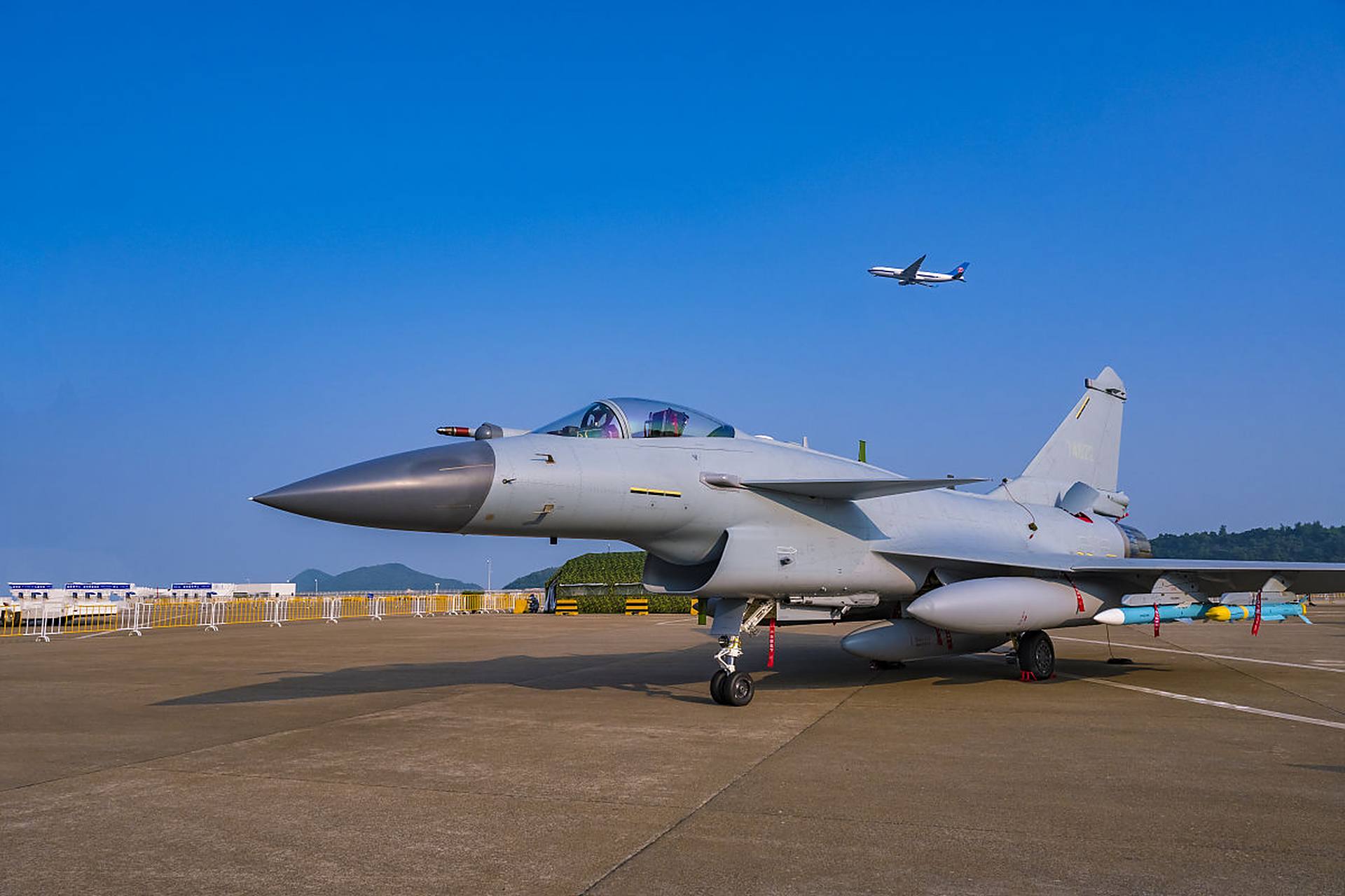 沙特无视美国,计划购买中国歼10ce总数达81架  如果订单最终确定,沙特