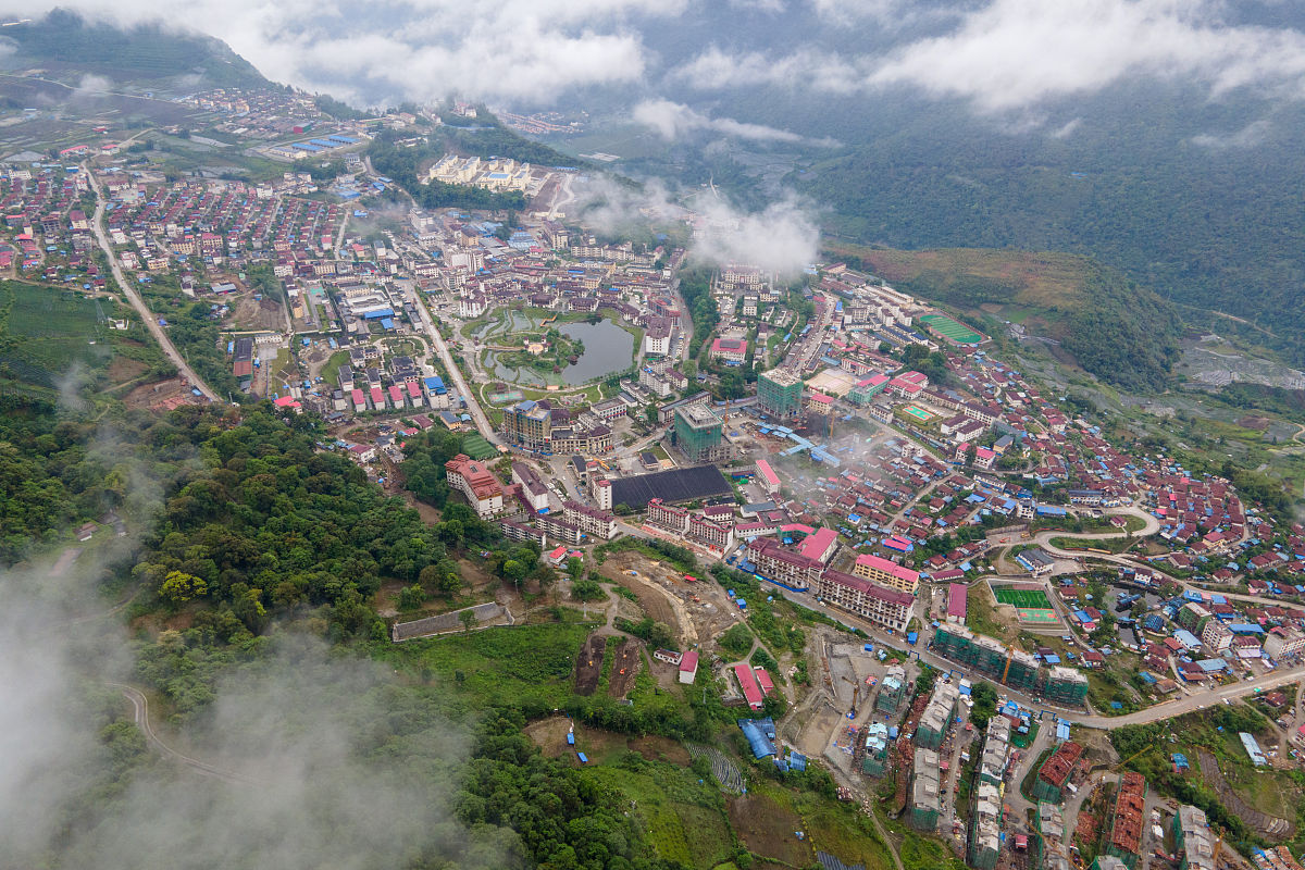 西藏自治区境内的墨脱县,被誉为西藏的西双版纳.了解一下!