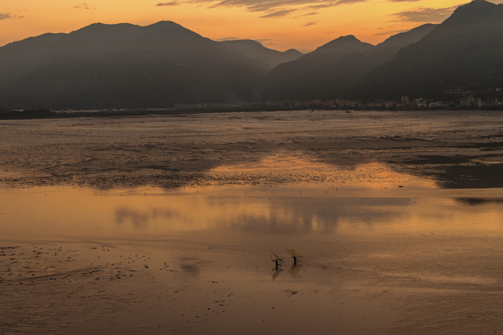 三平风景区旅游攻略  三平风景区,位于福建省漳州市平和县,是一处集