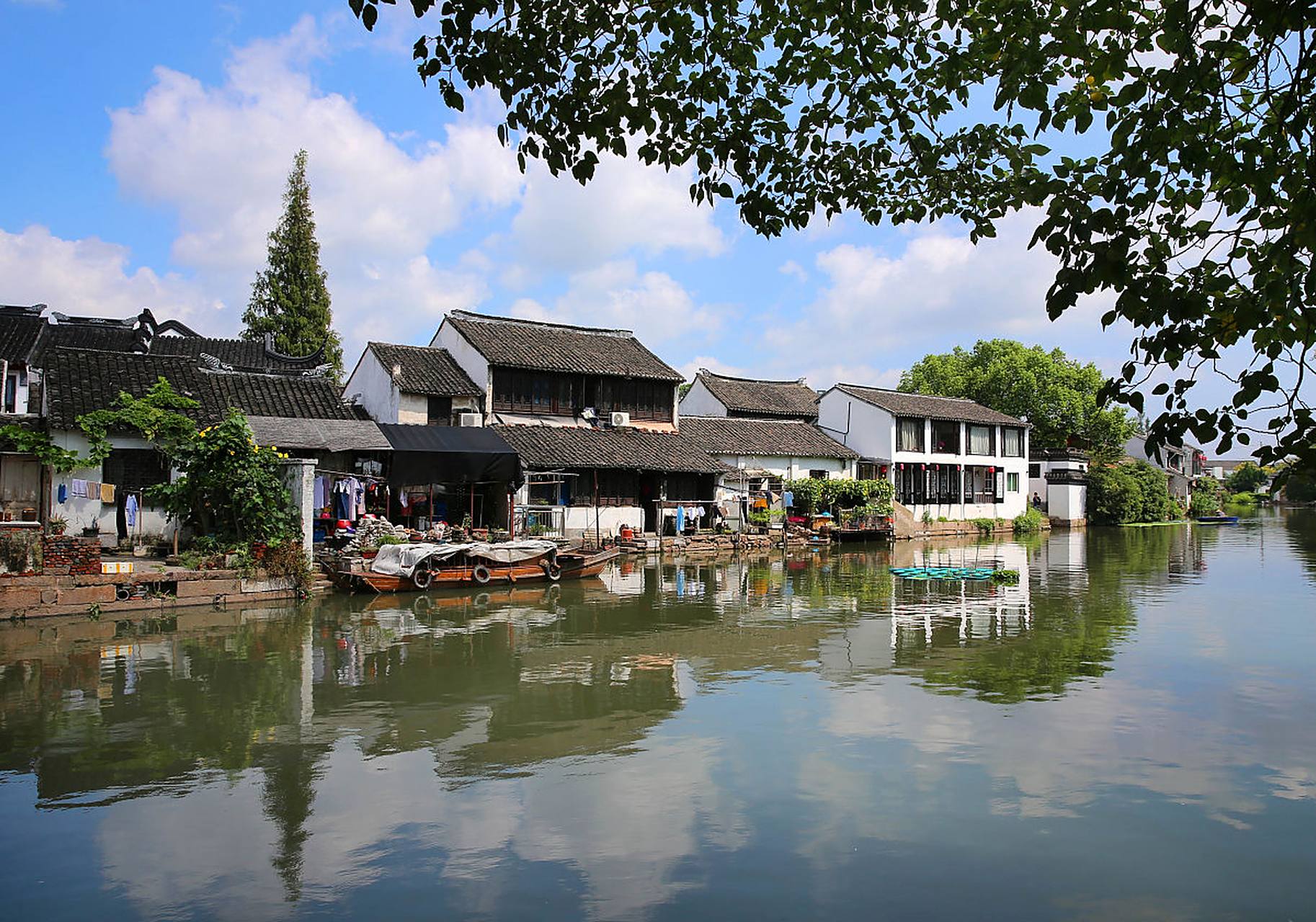 注意事项包括保持安静,保