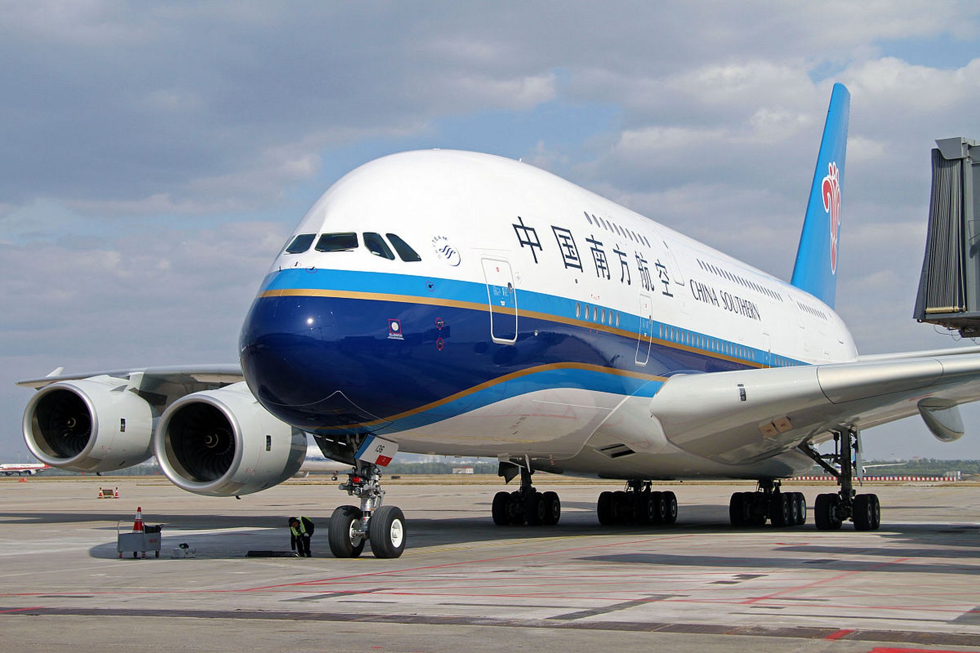 空中客车a380-1000图片