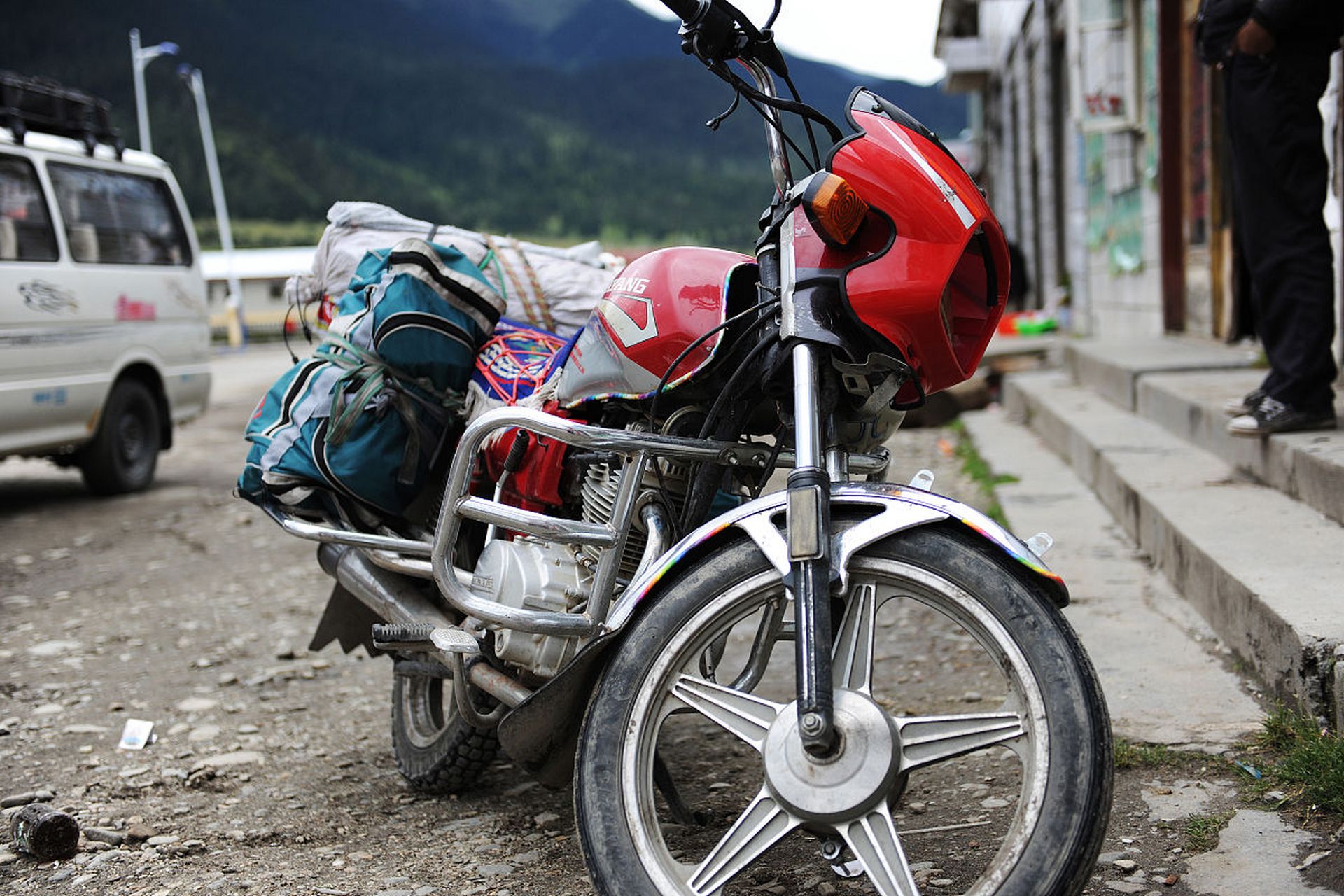 骑摩托车穷游全国图片