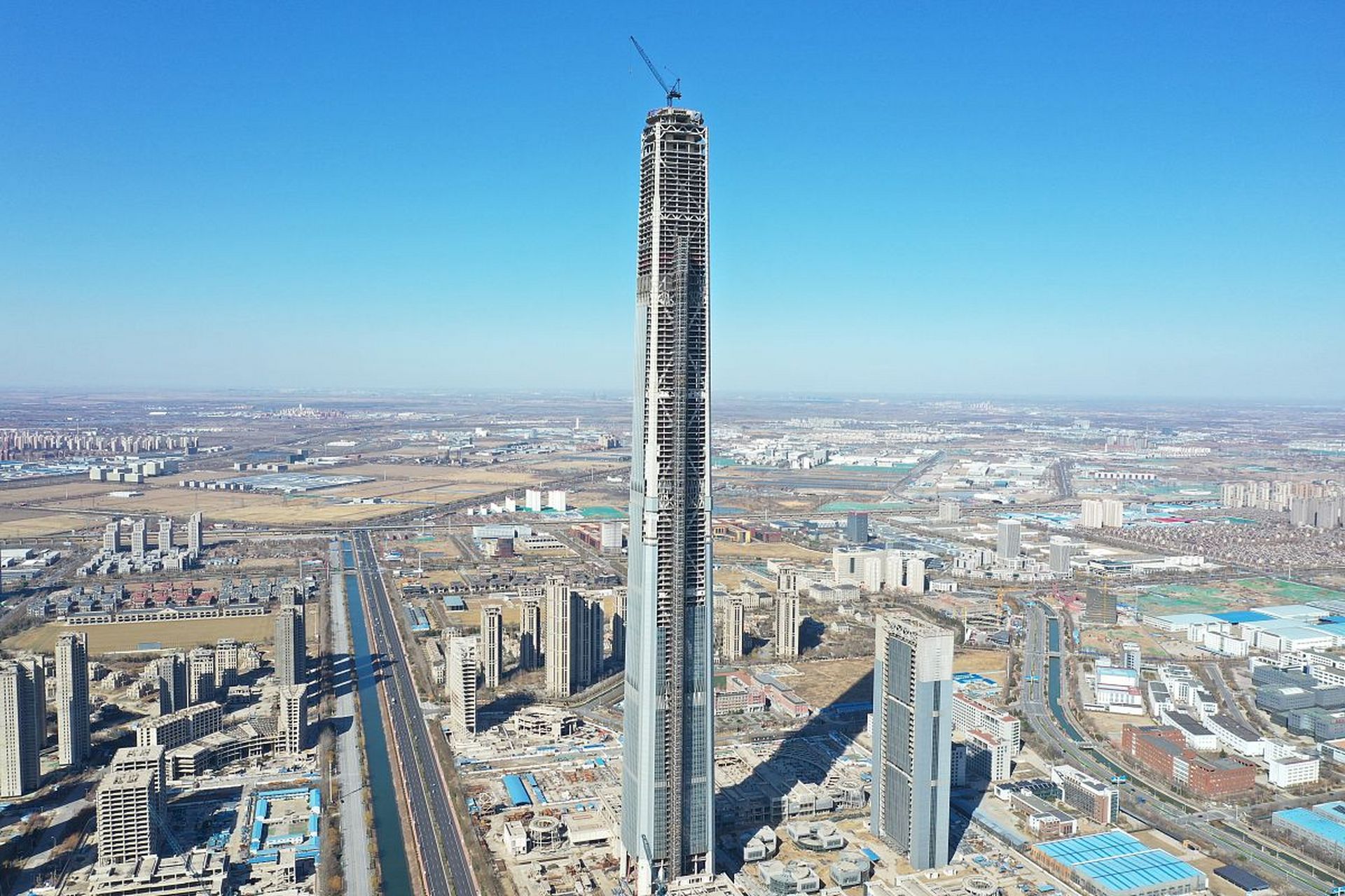 天津117大厦,世界最大的烂尾楼,我突发脑洞,能不能改建成立体式陵园