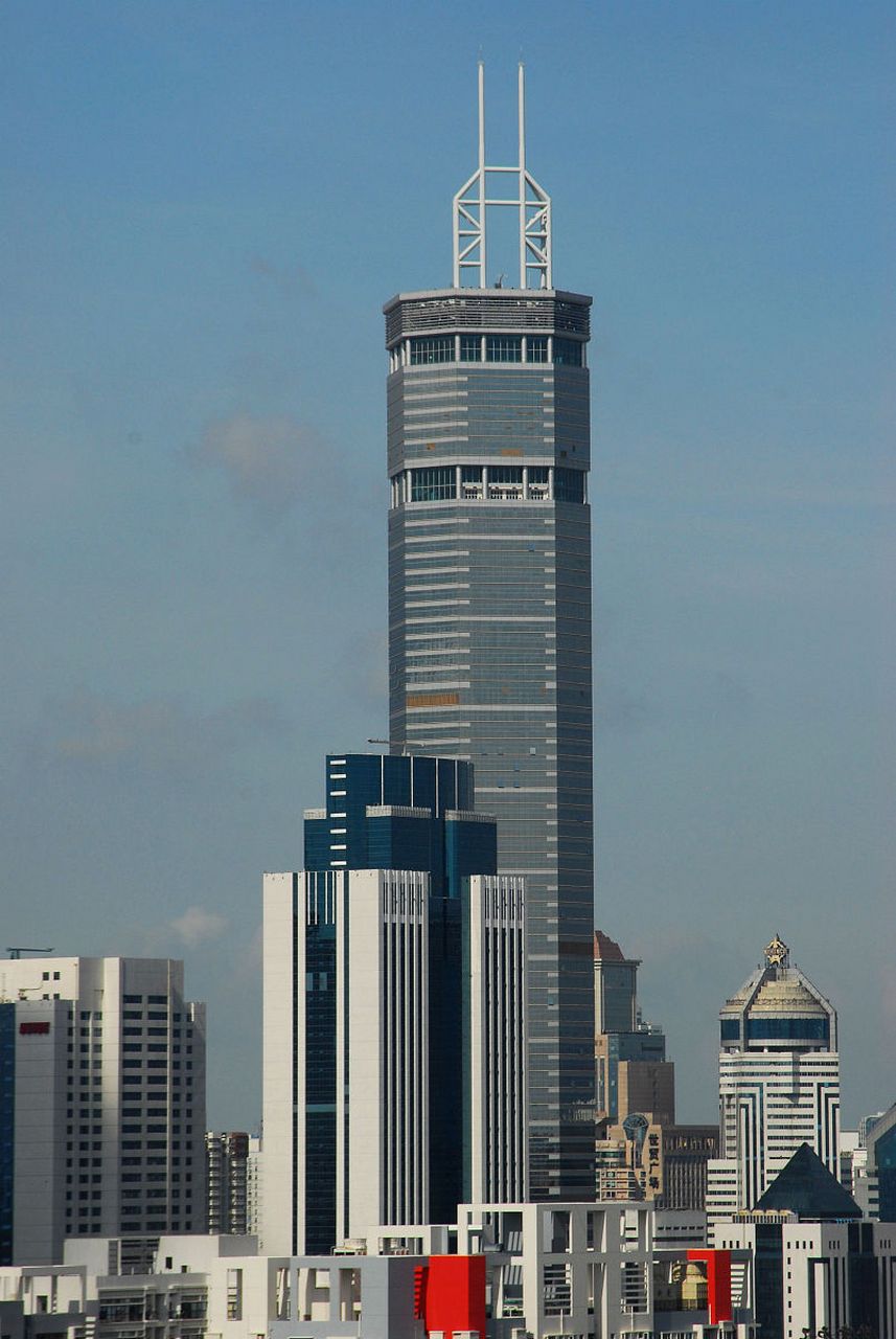 我和儿子聊深圳赛格大厦晃动,他小学5年级.