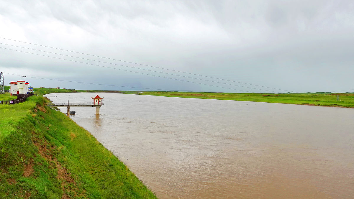 河广只须一苇航