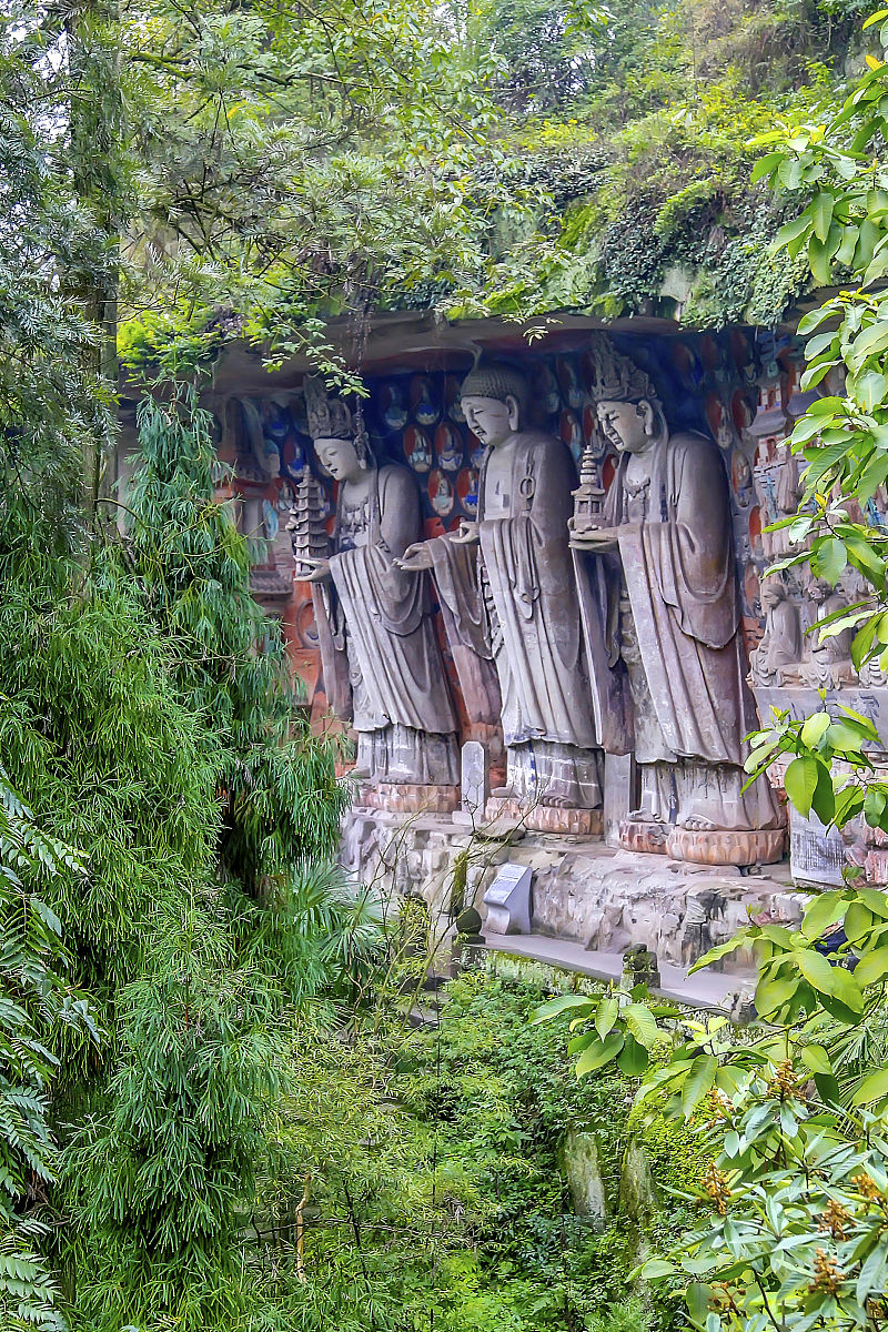 最近我去大足石刻宝顶山逛了一圈,这一趟下来,心里可有些想法