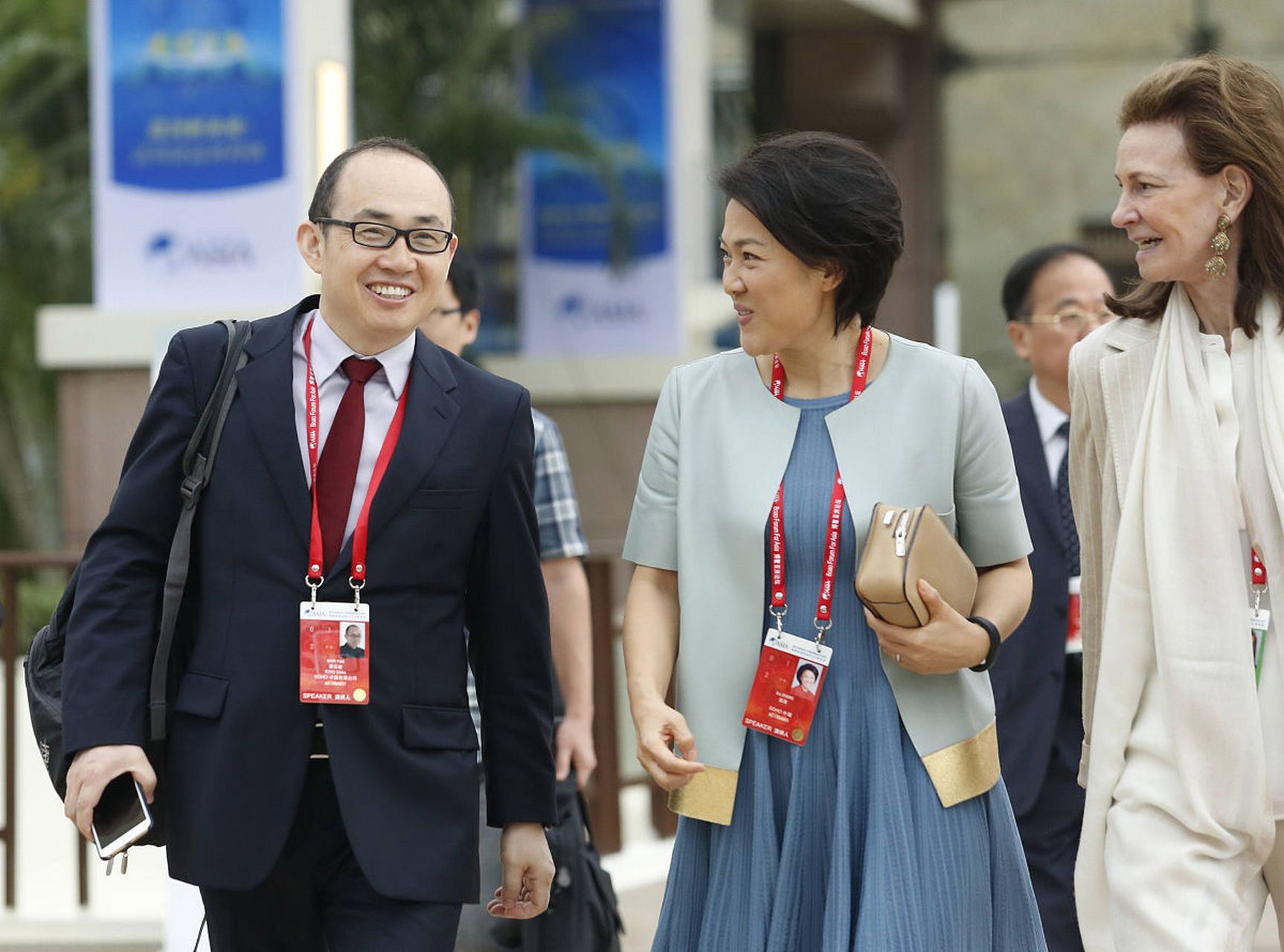 2014年,soho中国董事长潘石屹夫妇与哈佛大学签订了一项捐赠协议,宣布