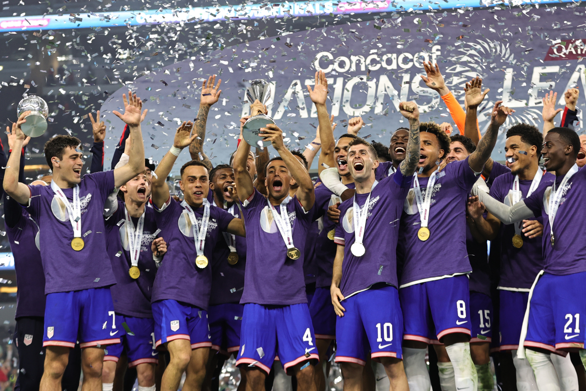 这支豪门球队不仅在欧冠半决赛首回合与拜仁战平,更展现出夺冠的坚定