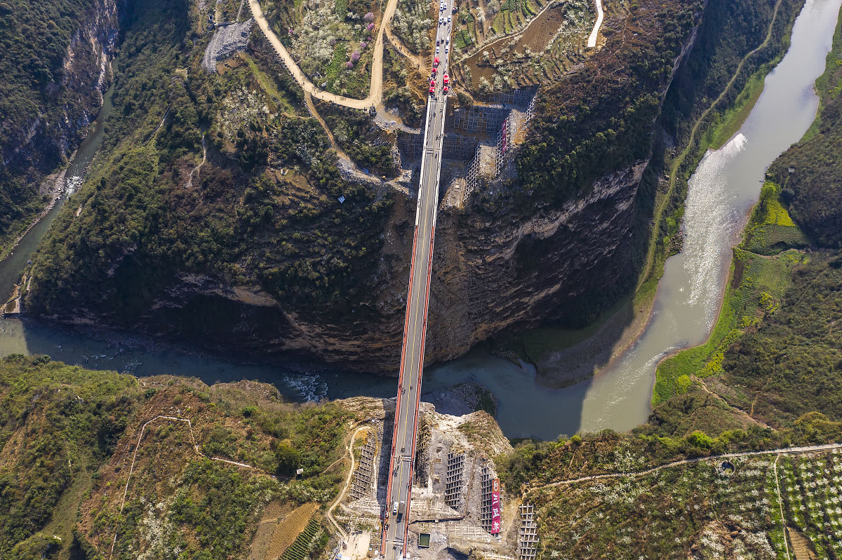 不知道大伙儿有没有这种感觉,贵州挨着的那五个省