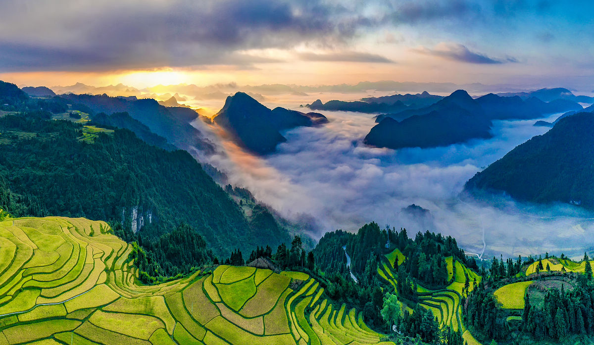 七律,拂晓村头望赫曦(诗六首)