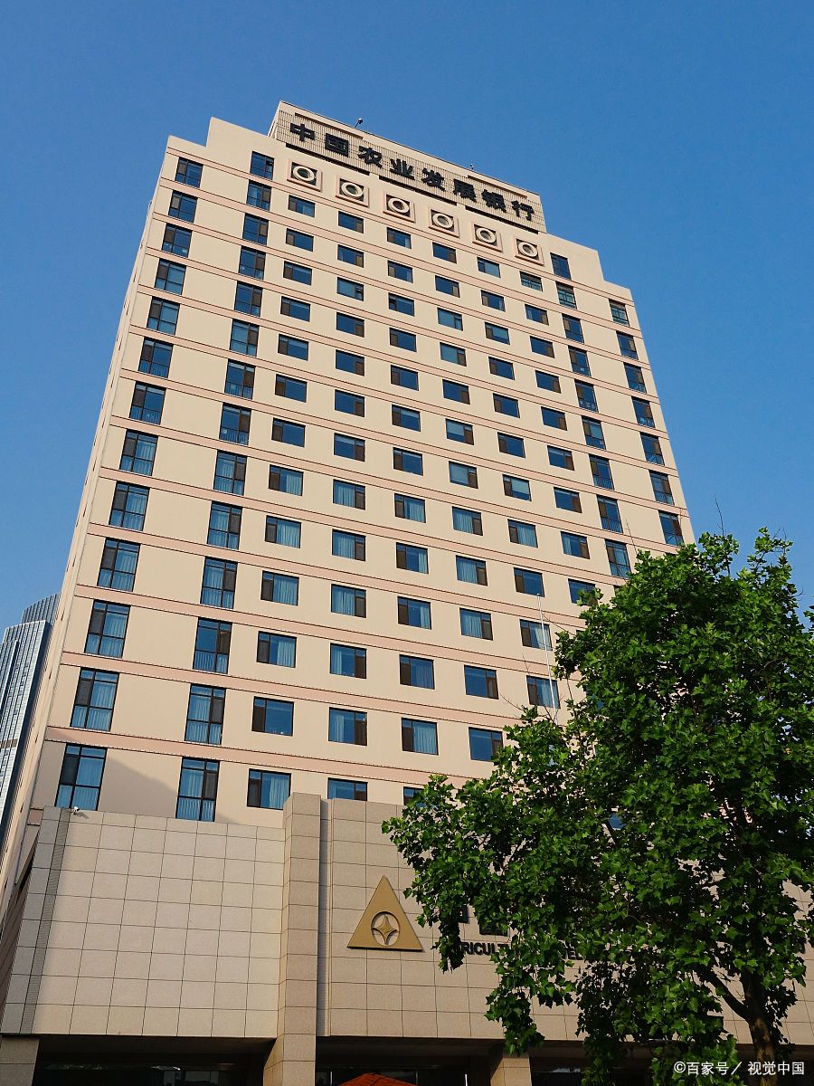 郑州华智酒店等就是由其投资经营的高端商务