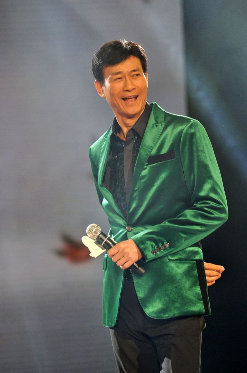 10月2日,郑少秋上了热搜,然而,这一次,并不是因为帅气的外表,风流