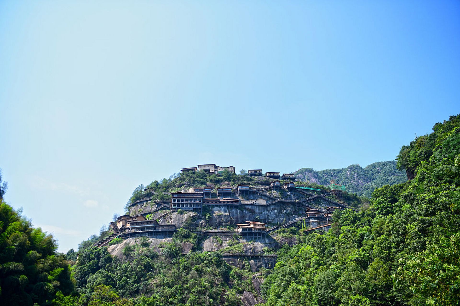 一,山水田园,人间仙境  望仙谷,位于江西省上饶市,是一个充满仙气和