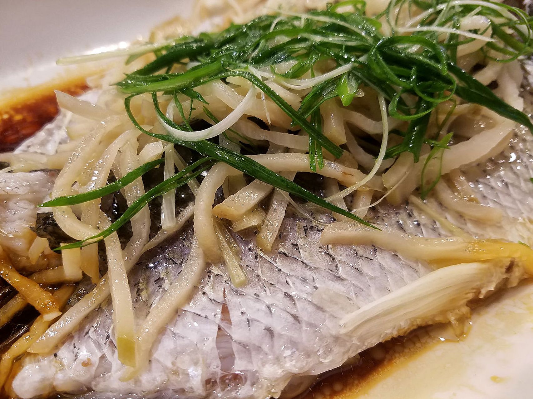 白饭鱼的营养价值及功效	白饭鱼是香港地区对银鱼的俗称,银鱼是一种