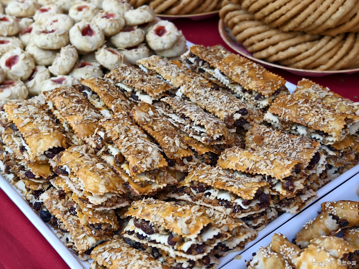 **莎车巴旦姆**:指产于新疆维吾尔自治区莎车县及周边地区的巴旦姆