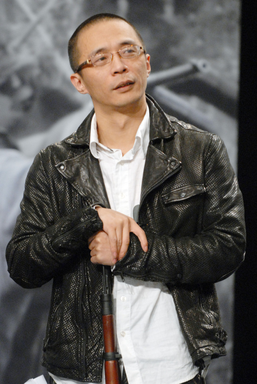 正午阳光,孔笙,兰晓龙,侯鸿亮,《境外组》集齐最强制作阵容,男主是谁