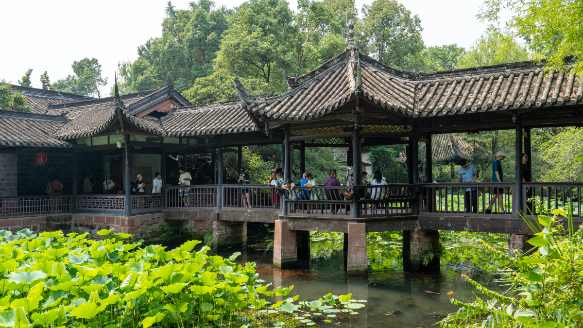 1,眉山三苏祠博物馆  2,瓦屋山风景区  3,柳江古镇  4,彭祖山景 