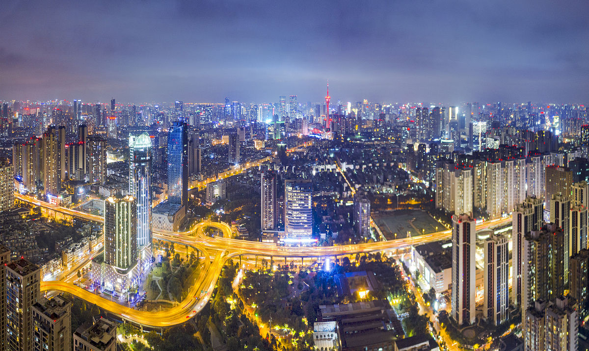 成都晚上最热闹的地方是哪里