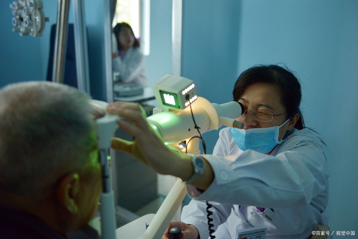 到了医院后,医生为我进行了详细的检查,并确诊我确实是中风了.