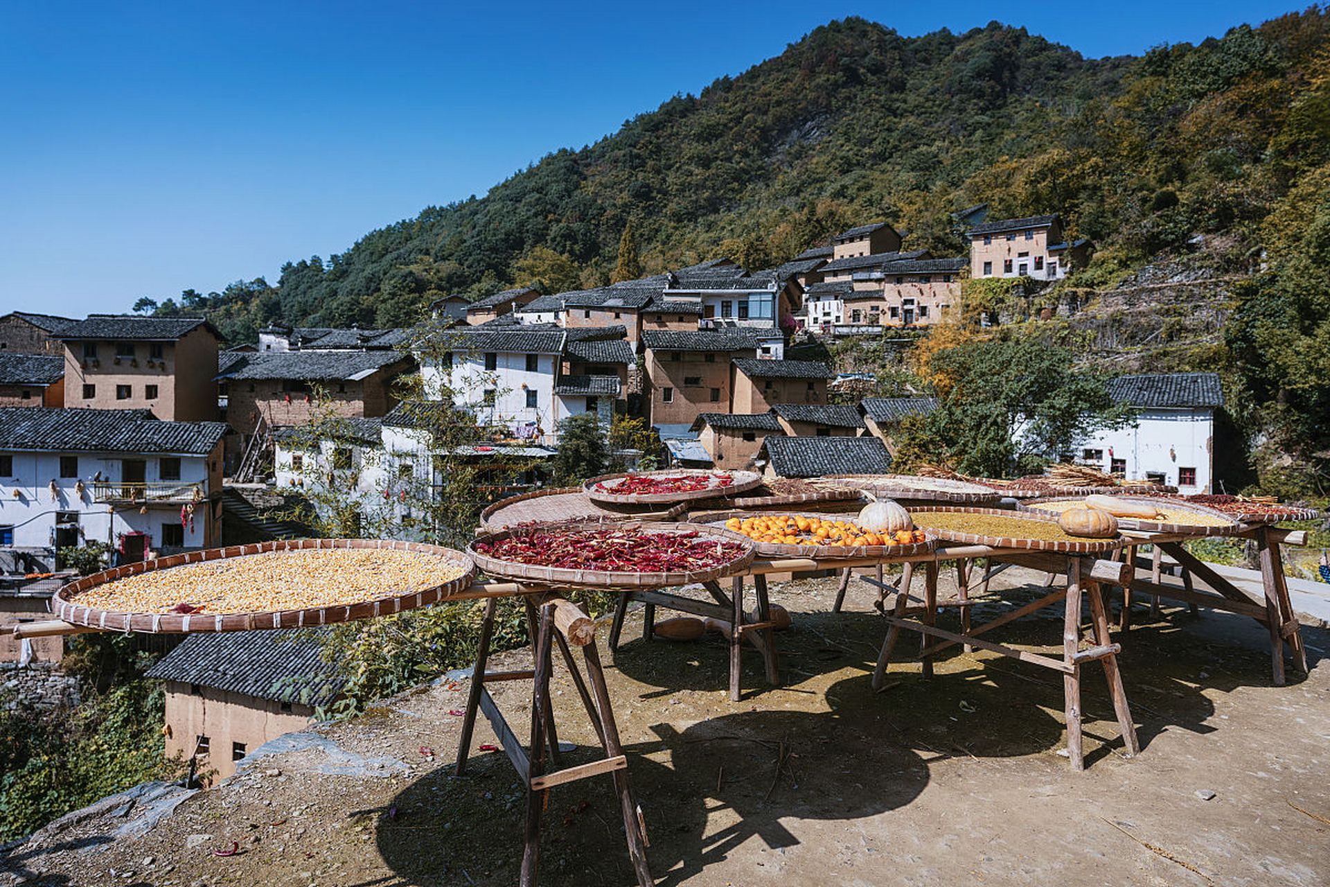 近几年来,木梨硔逐渐出现在人们的视野,以云海景观为主,吸引了一大批