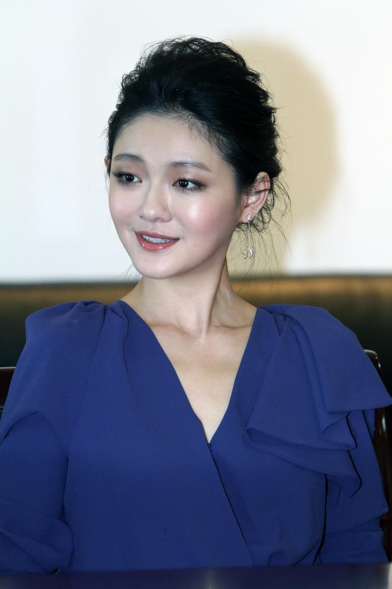 大s:在美丽与风暴中穿行的多面人生